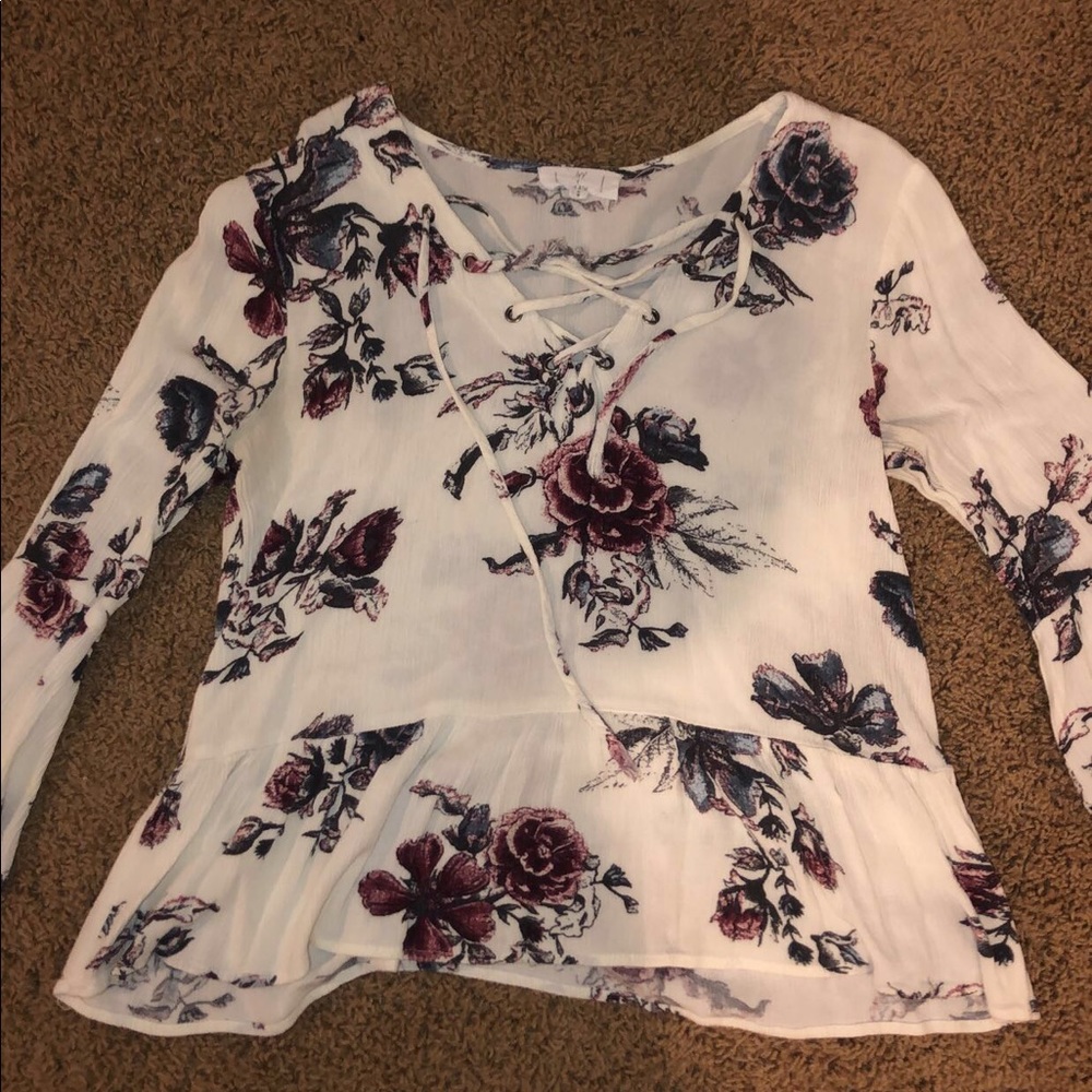 Tillys Floral Top